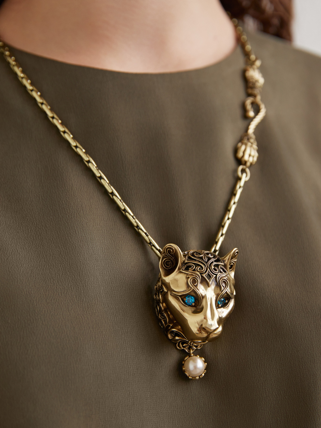 CO3206 Колье PUMA LEONE di MONTAGNA Fiore di Firenze