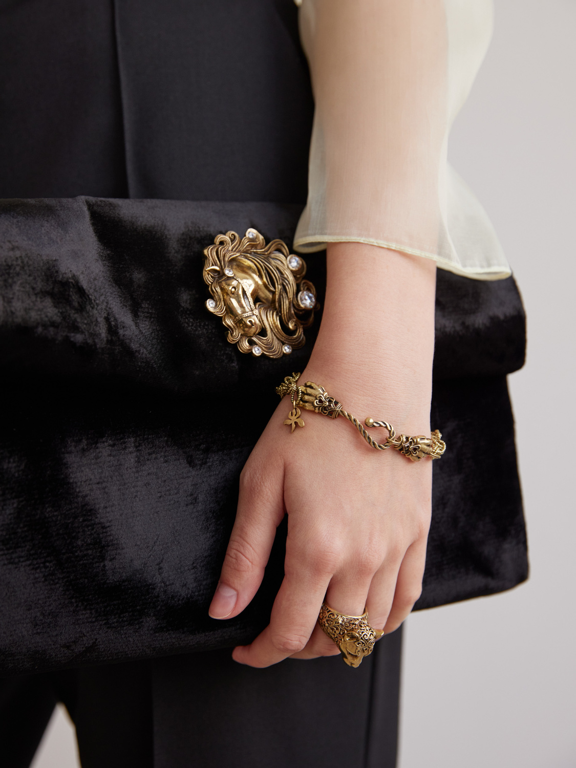 SP3208 Брошь CAVALLO Fiore di Firenze